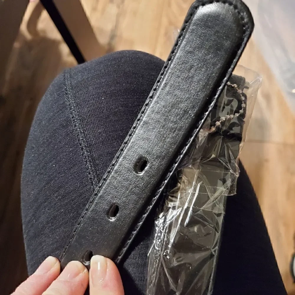 Black 1 inch belt